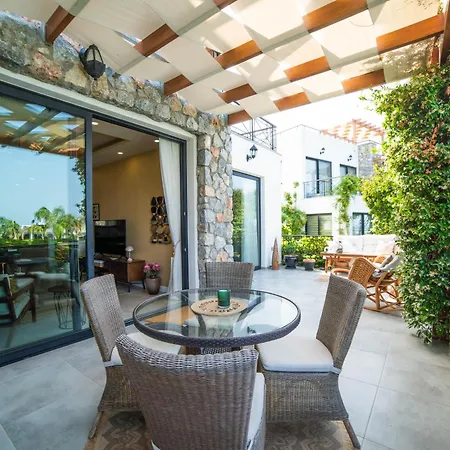 Apartment Modern And Cozy Designer In Relaxing Environment Kyrenia (Northern Cyprus)