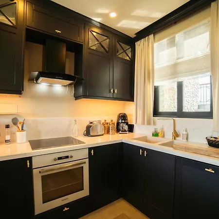 Modern And Cozy Designer In Relaxing Environment Apartman