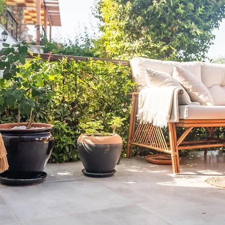 Modern And Cozy Designer In Relaxing Environment Apartman
